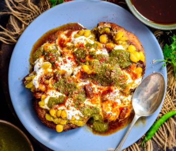 Aloo Tikki Chaat